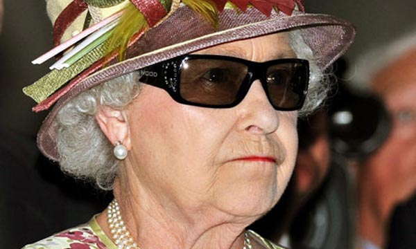 Queen-Elizabeth-summer-wardrobe
